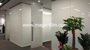 switchable glass in the office