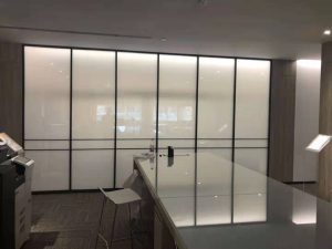 smart glass for office decoration off